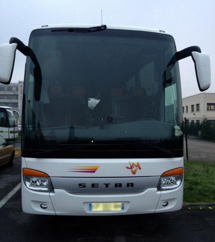 Location d'autocar Noisy-le-Grand